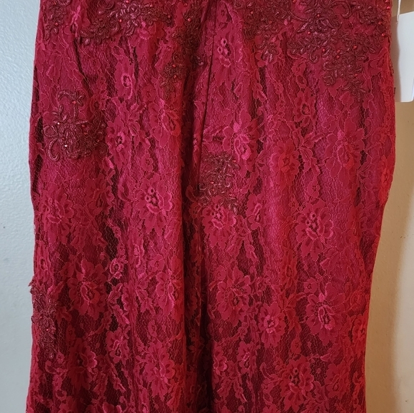 TS Couture Maxi Bridesmaids Dress - Red - - Picture 4 of 9